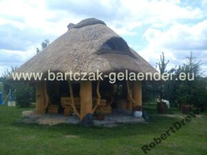 Pavillon mit Reetdach günstig aus Polen