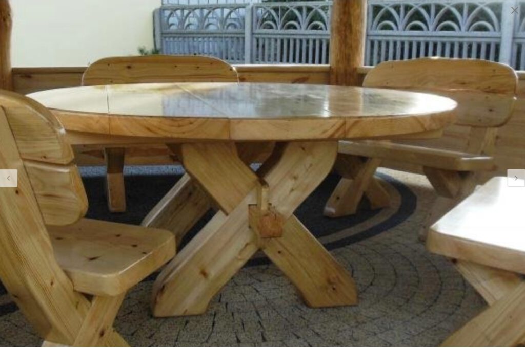 Gartenmöbel rund Holz aus Polen
